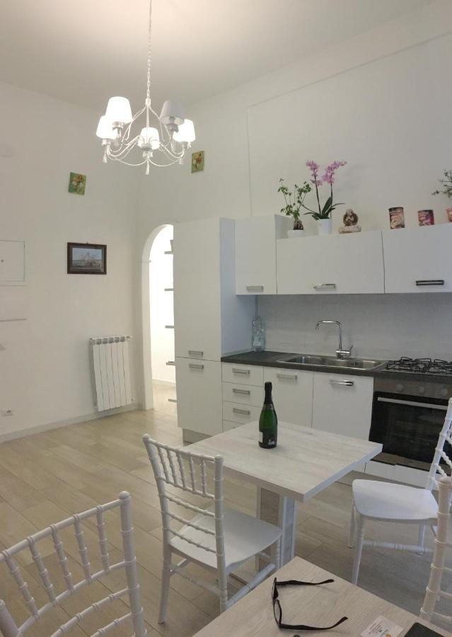 Casa Theodor B&B Napoli Dış mekan fotoğraf