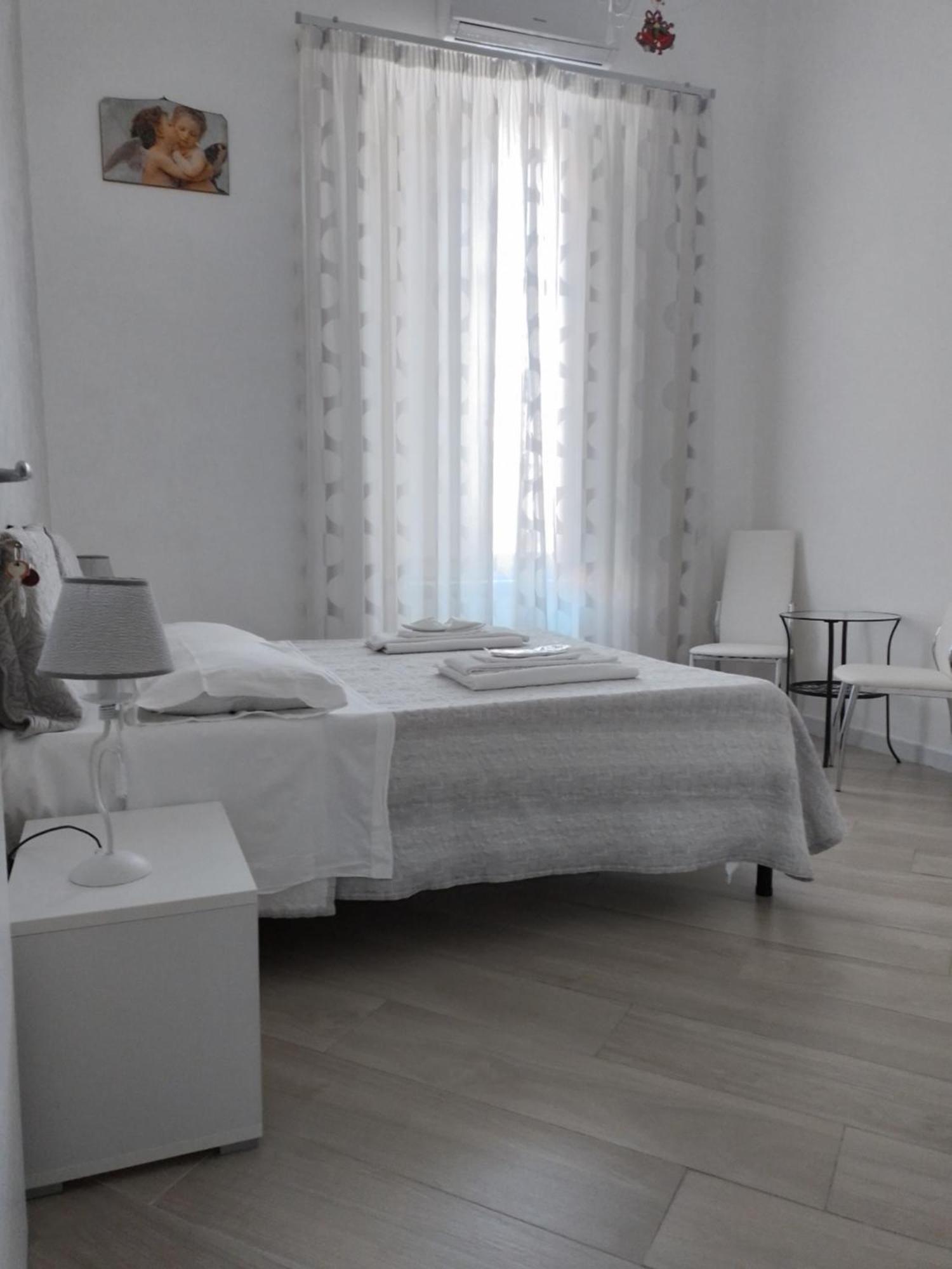Casa Theodor B&B Napoli Dış mekan fotoğraf